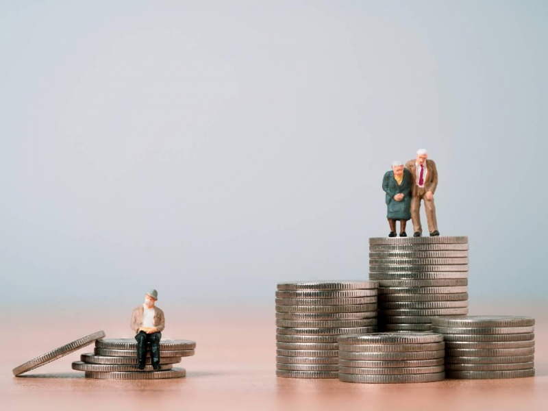 60歲退休，0050存股如果只有5百萬...每年提領4％能撐多久？一文揭賣股養老的風險，「做好4件事」一輩子有錢